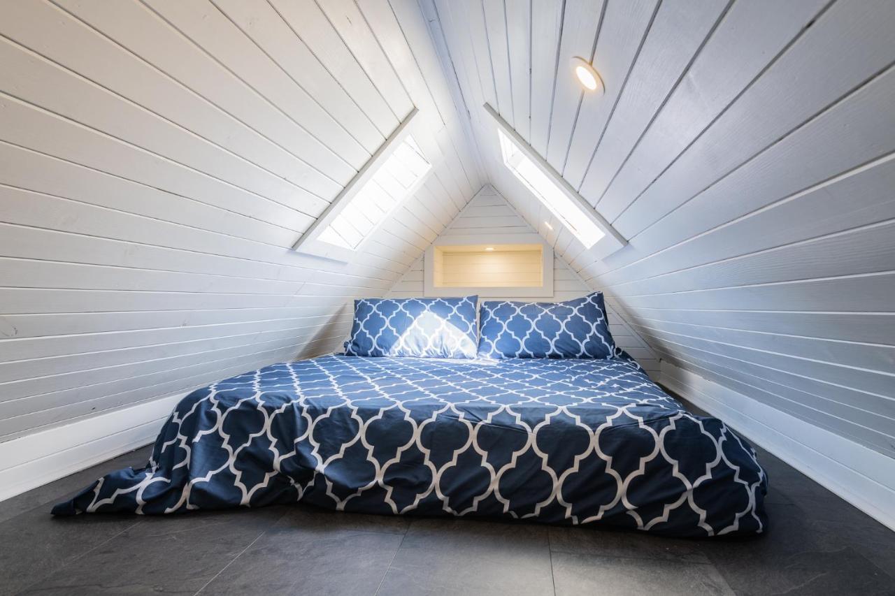 Nether Newton - Sleeps 12, Hottub, Sauna, Private Garden Newmilns Екстер'єр фото